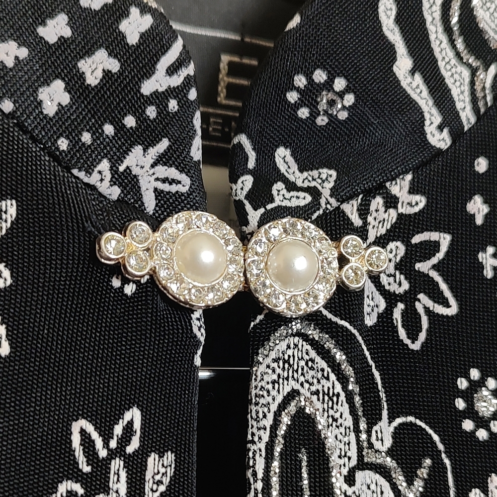 Alex Evenings Black and White Paisley Glitter Tank And Blazer Set - Picture 4 of 13